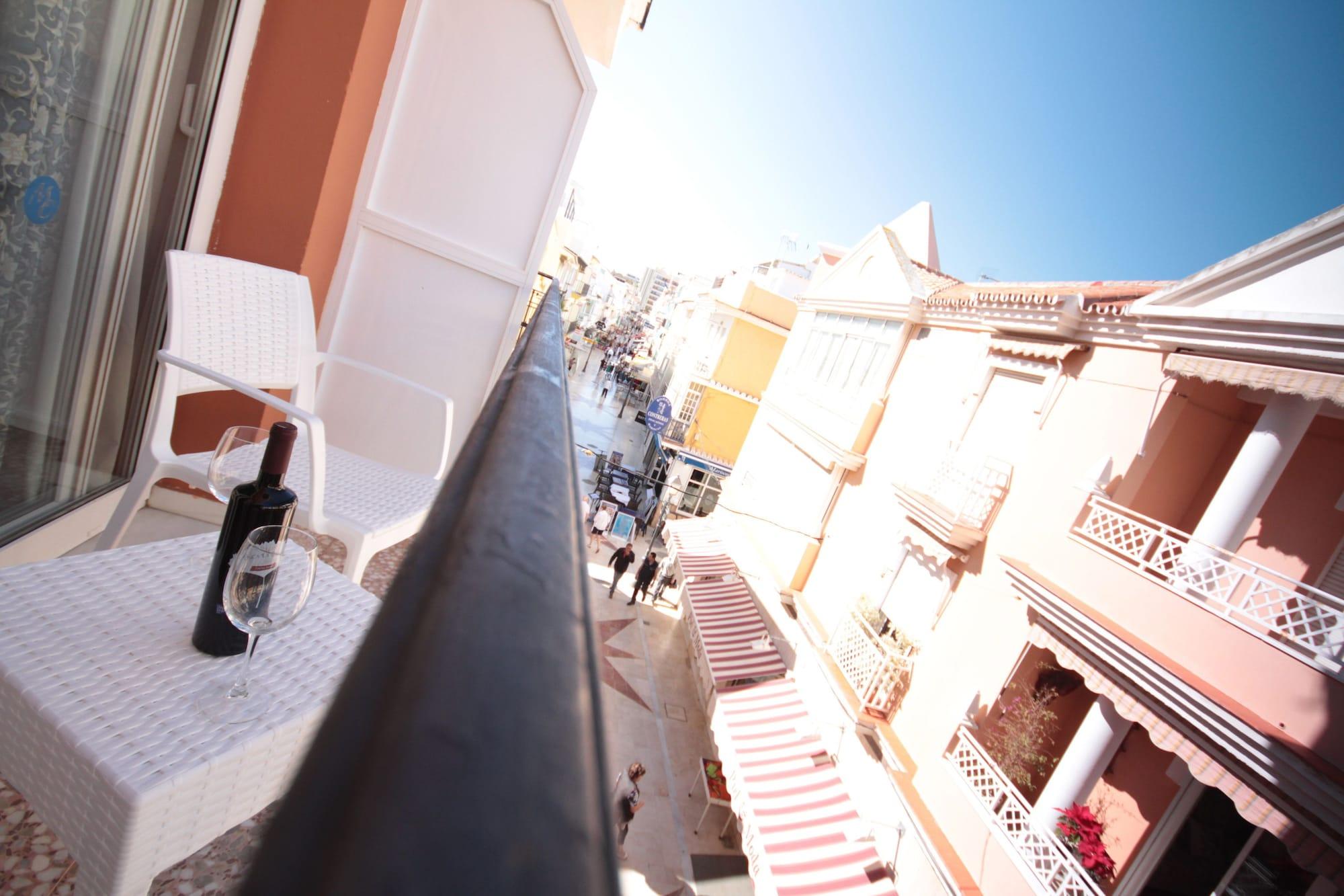 Hotel Moon Dreams Mediterraneo Torremolinos Esterno foto